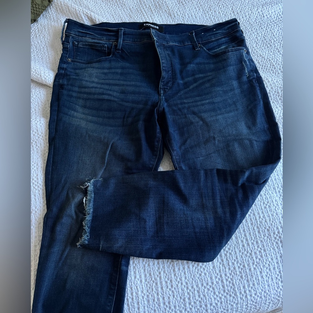 Express Women's Deep Indigo Ankle Jeans